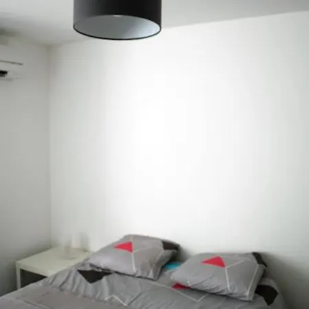 Dans Maison 2 Km De La 度假居