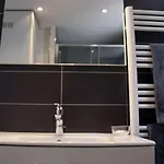 Dans Maison 2 Km De La Villeneuve-Loubet