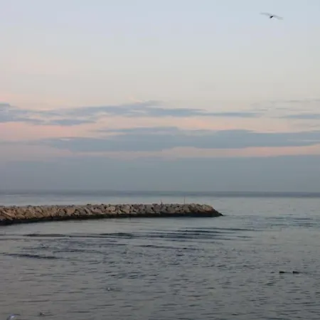 Dans Maison 2 Km De La *