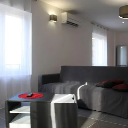 Dans Maison 2 Km De La Holiday home Villeneuve-Loubet
